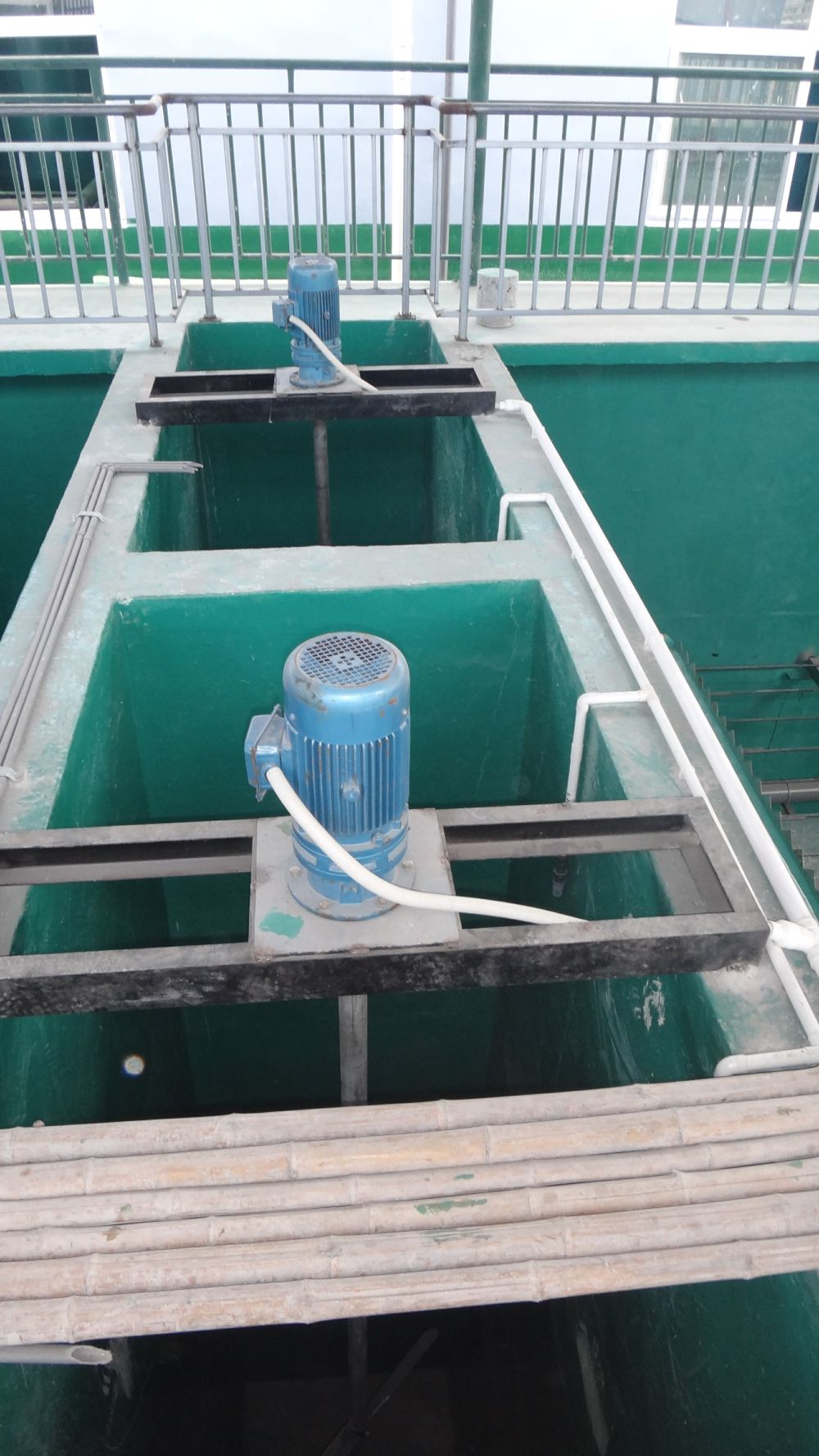 某某（mǒu）電鍍園區廢水