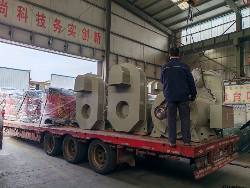 鑽井（jǐng）隊幹式變壓（yā）器和正壓防爆電機發貨