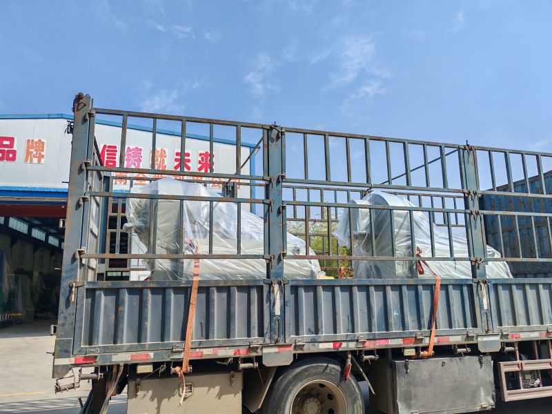 兩（liǎng）台正壓防爆電機（jī）發貨